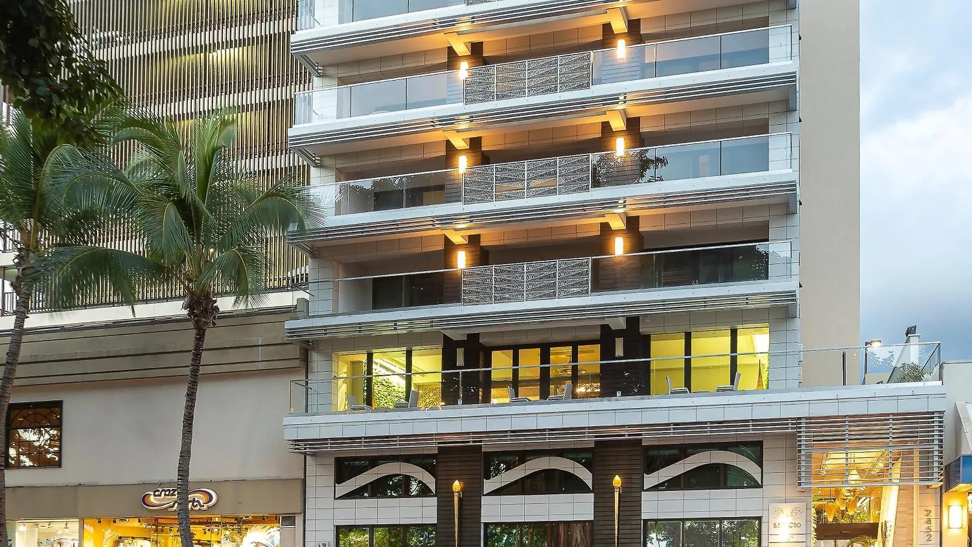 Espacio The Jewel Of Waikiki Honolulu